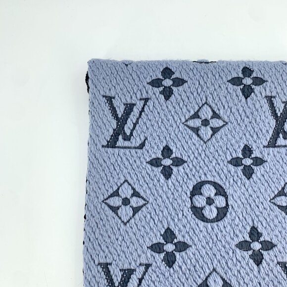 LOUIS VUITTON Monogram Wool & Silk Blend Scarf With Fringe In Light Blue & Navy - Picture 9 of 9